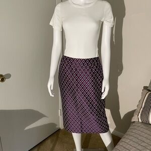 Boss Woman skirt with tags. Never worn.